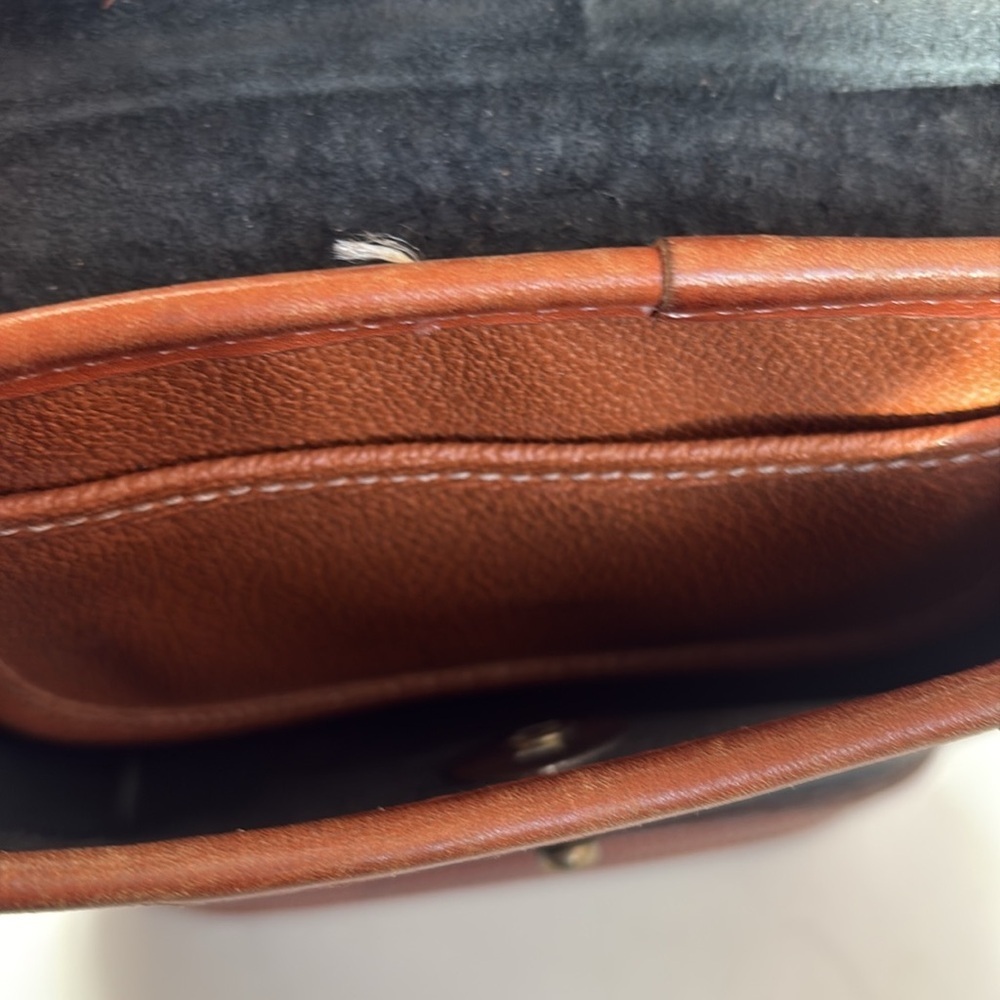Vintage Dooney & Bourke black leather brown strap and accent mini crossbody - Picture 13 of 16